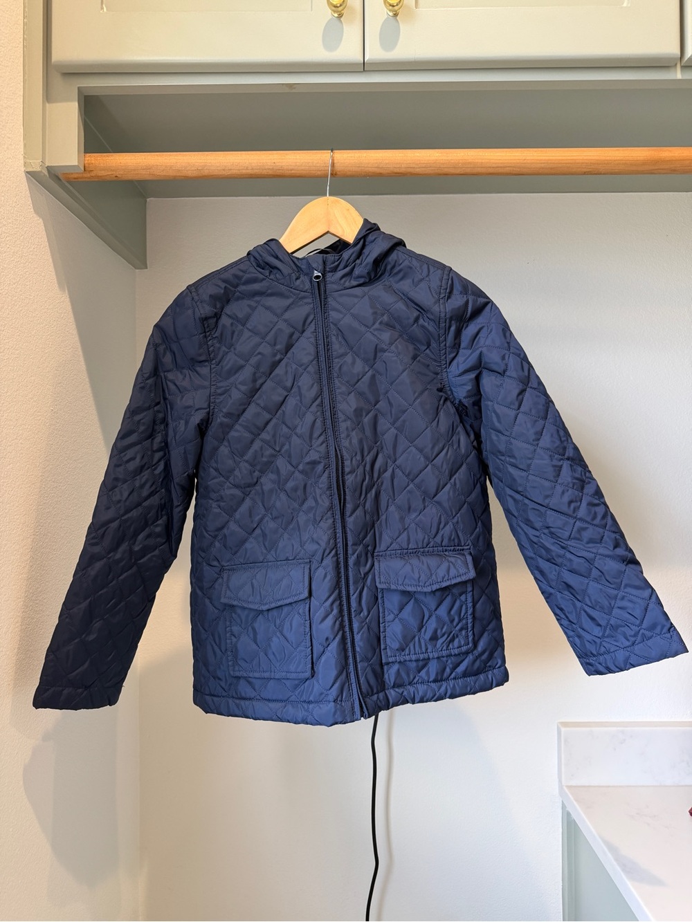 NWOT Children’s Place Place Quilted Puffer Jacket in Navy, size 10/12 Large